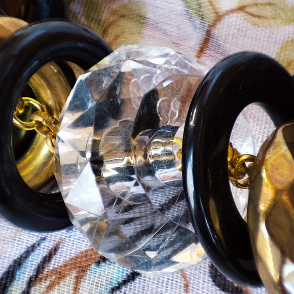 Clear Faceted Chunky Acrylic and Mixed Metal Ring Disc Brass Tone Necklace - Picture 8 of 13